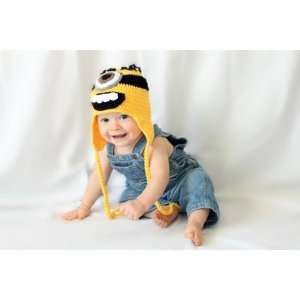   baby Despicable Me Minion hat with earflaps   Size large fits 1 3 year