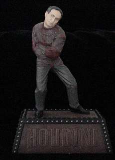 HOUDINI Limited Edition Statue(Straight Jacket Release)  