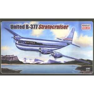  Minicraft 1/144 Boeing 377 Stratocruiser United Commercial 