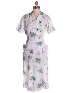 Vintage Shabby Florals Robe Pale Blue Print 1940s Sz L  