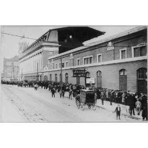  Crowds waiting in line to buy tickets,Shibe Park 