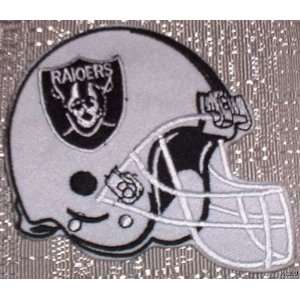  NFL FOOTBALL OAKLAND RAIDERS HELMET EMBROIDERED PATCH 