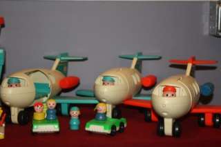 Vtg Fisher Price Wooden Little People Airport #996 Nearly Complete 