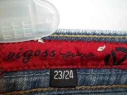 Vigoss Jeans 23 / 24 plus sizes blue denim embellished back pockets 