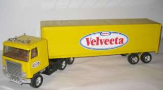   Ertl Chevy Tital Kraft Velveeta Truck & Trailer 124 Scale  