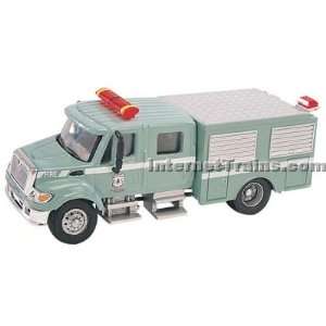   International 7000 2 Axle Crew Cab Truck   USFS Green Toys & Games