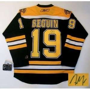 Tyler Seguin Signed Uniform   Rbk 2011 Cup  Sports 