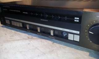 GRUNDIG V7200 STEREO INTEGRATED AMPLIFIER PLAYING WELL,  