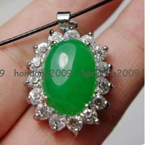  CHARMING CIRCLE 17 WIRE NECKLACE WITH 20X30MM CHRYSOPRASE 