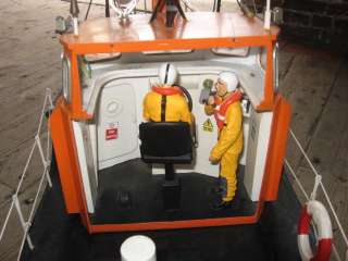 RNLI Waverney Class Lifeboat 1/12th Scale And Crew  