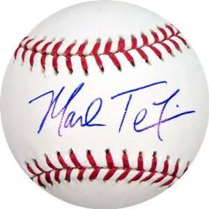  Mark Teixeira Autographed Baseball