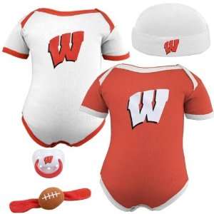  Wisconsin Badgers 5 Piece Infant Gift Set Sports 