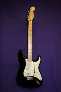   Powerhouse Strat Stratocaster Guitar Blackie 12dB active mid  