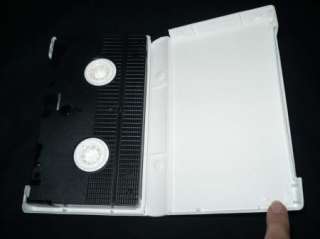 Walt Disneys Masterpiece OLIVER & COMPANY VHS 786936009101  