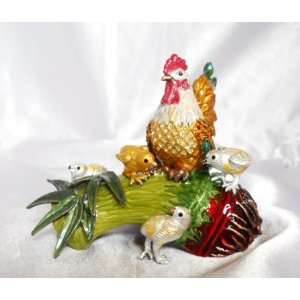   Chicken Hen with Baby Chicks Magnetic Trinket Box