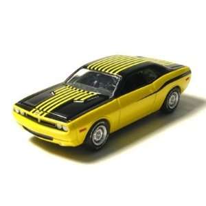  2006 Dodge Challenger concept 1/64   Yellow/Black Toys 