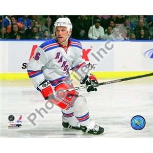 Sean Avery 2008 09 Away Action by Unknown 10x8
