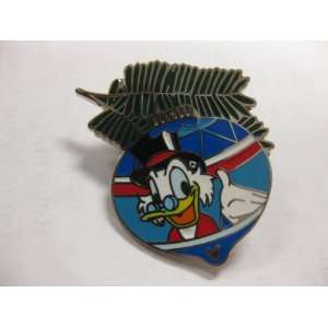  Disney Pin Scrooge McDuck Christmas Ornament Hidden Mickey 