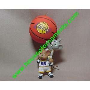  NBA COLLECTION   LAKERS   HALLMARK ORNAMENT