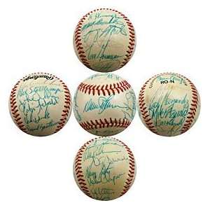  1984 New York Mets Autographed / Signed Baseball Sports 