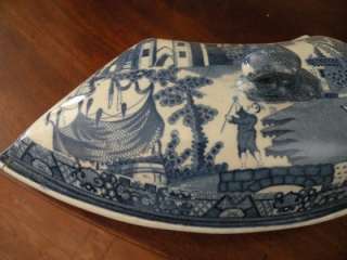 ANTIQUE ENGLISH STAFFORDSHIRE BLUE WILLOW SUPPER DISH  