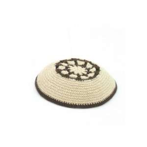    16 cm knitted kippah in cream with embroidery 