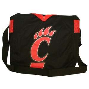 University of Cincinnati Bearcats Jersey Style Messenger 