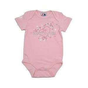  Chicago White Sox Newborn Pink Creeper by Majestic 