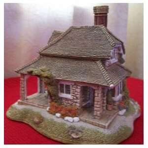 Lilliput Lane Dial Cottage