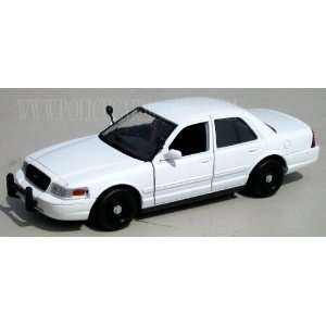   Crown Vic Police Car   Slicktop White   Case Of 12 Cars Toys & Games