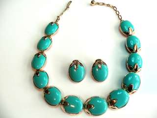   Trifari Turquoise Thermoset Lucite Necklace& Matching Earrings Vintage