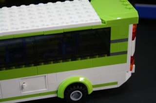 LEGO CITY SET 8404 PUBLIC TRANSPORTATION BUS/STATION/TAXI/STREET 