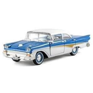  1958 Ford Fairlane Blue 1/32 by Arko Products 05801 Toys & Games