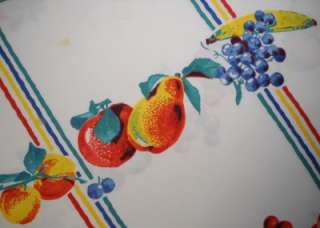   1950S PRINTED COTTON TABLE CLOTH W/BRIGHT FRUITS,51X54  