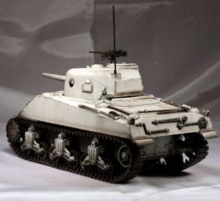 32 Built US M4A3 Sherman Tank WWII Classic Monogram Kit Winter 