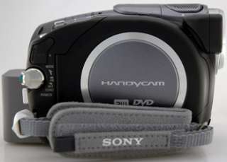 SONY Handycam DCR  DVD403 3MP CAMCORDER + REMOTE + ACCESSORIES 