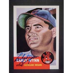 Early Wynn (D) Cleveland Indians #61 1953 Topps Archives Signed 
