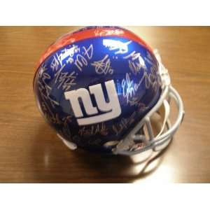 2007 08 NEW York Giants Superbowl Champs Team Signed Helmet COA and 