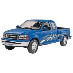  Revell 97 Ford F 150 XLT Toys & Games