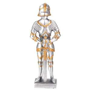 Medieval Knight with Sword   Pewter   4 Height